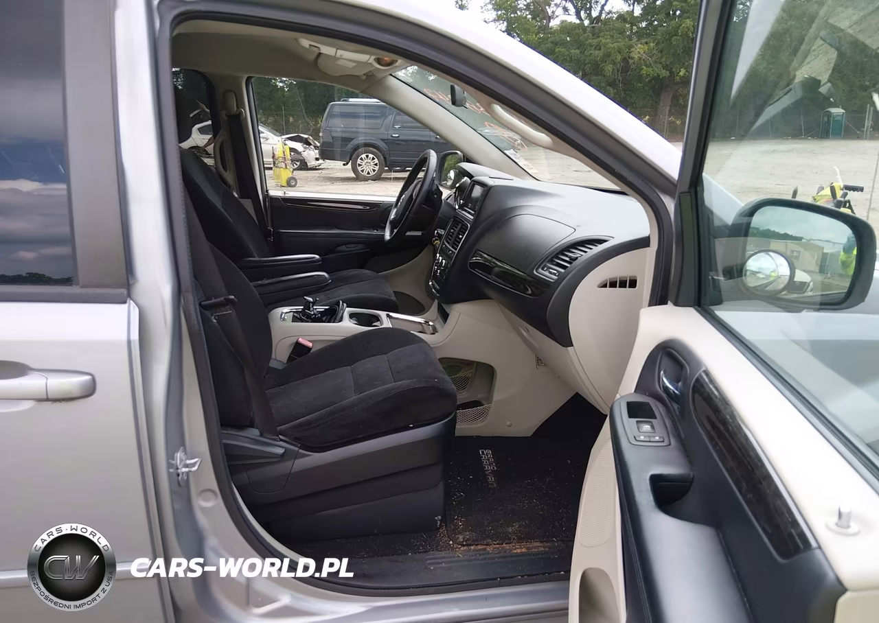 2015 Dodge Grand Caravan Sxt VIN:2C4RDGCG7FR540263 - 5
