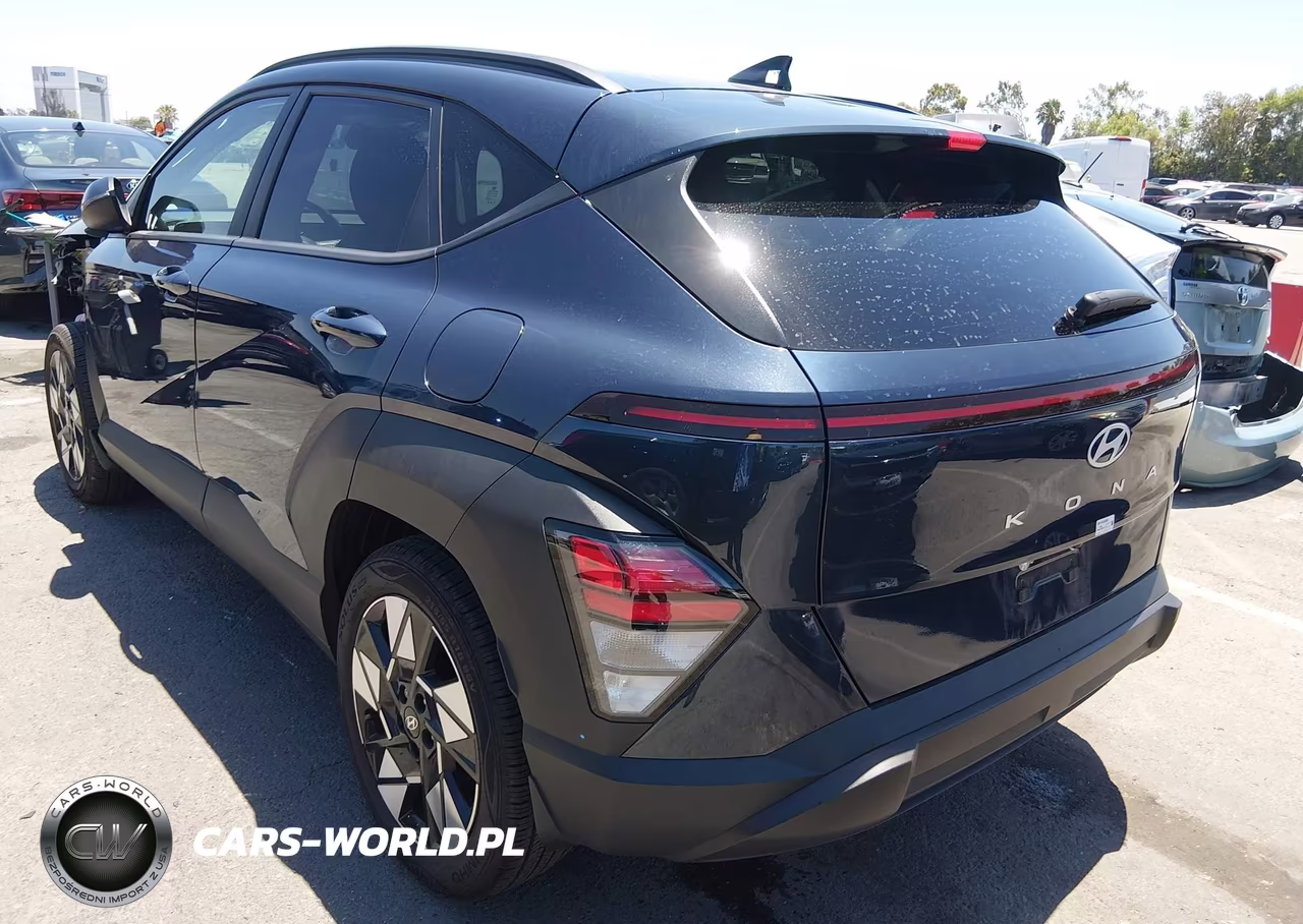 2025 Hyundai Kona Sel Convenience VIN:KM8HC3AB1SU262693 - 3