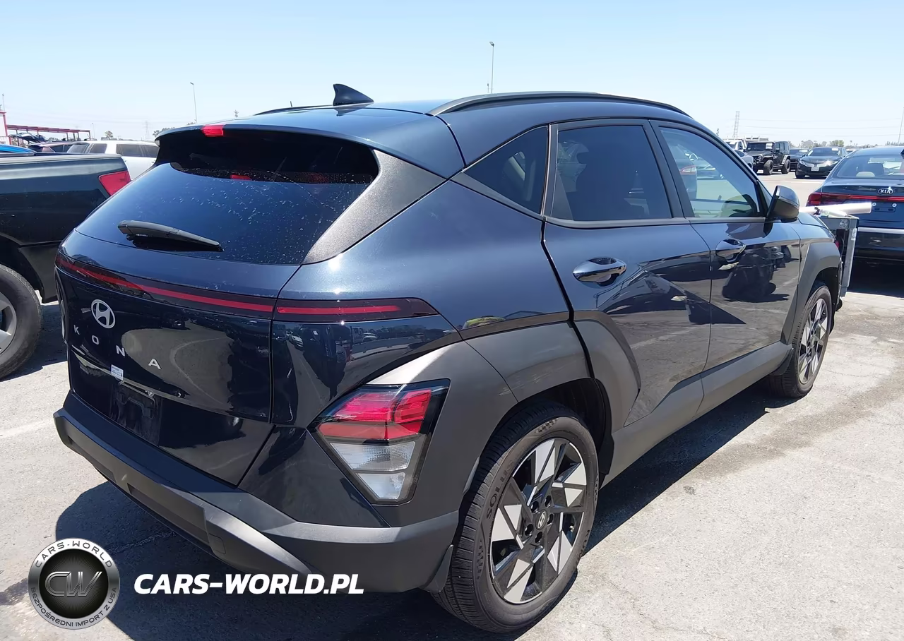 2025 Hyundai Kona Sel Convenience VIN:KM8HC3AB1SU262693 - 4