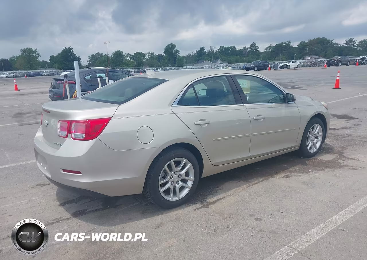 2013 Chevrolet Malibu Eco VIN:1G11D5SR2DF159597 - 4