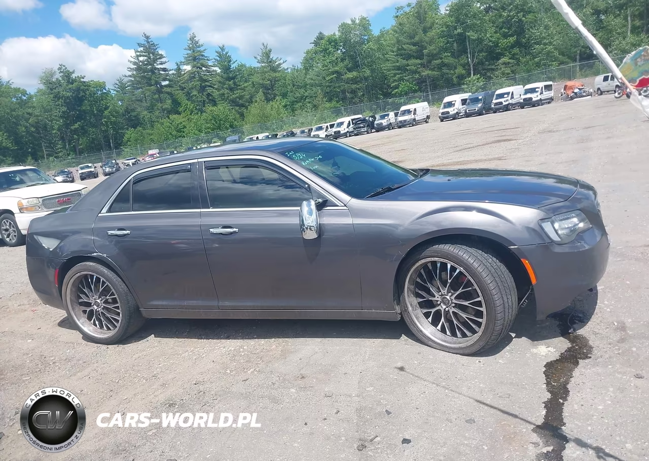 2018 Chrysler 300 Limited Awd VIN:2C3CCAKG3JH144356 - 14