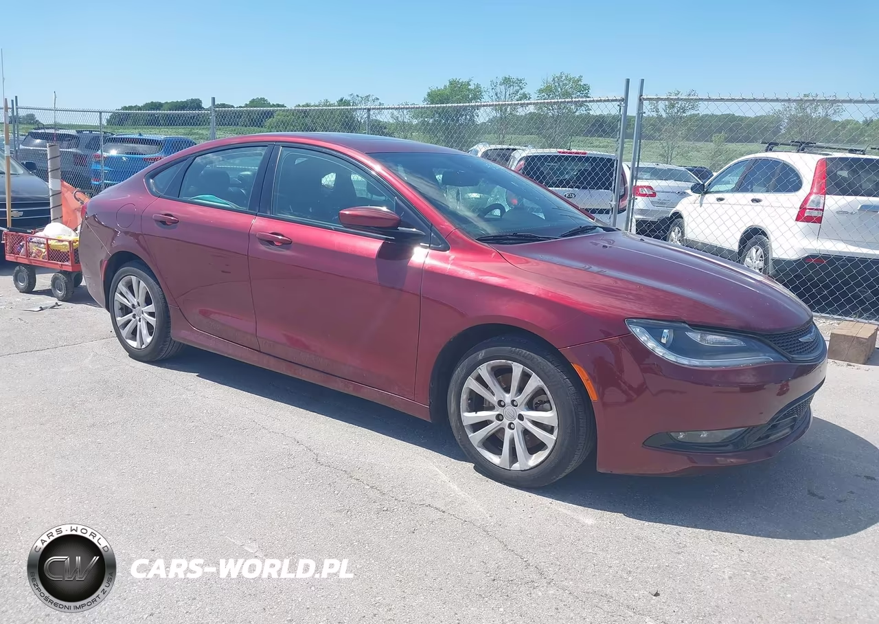 2015 Chrysler 200 S – zdjęcie 1 z 11