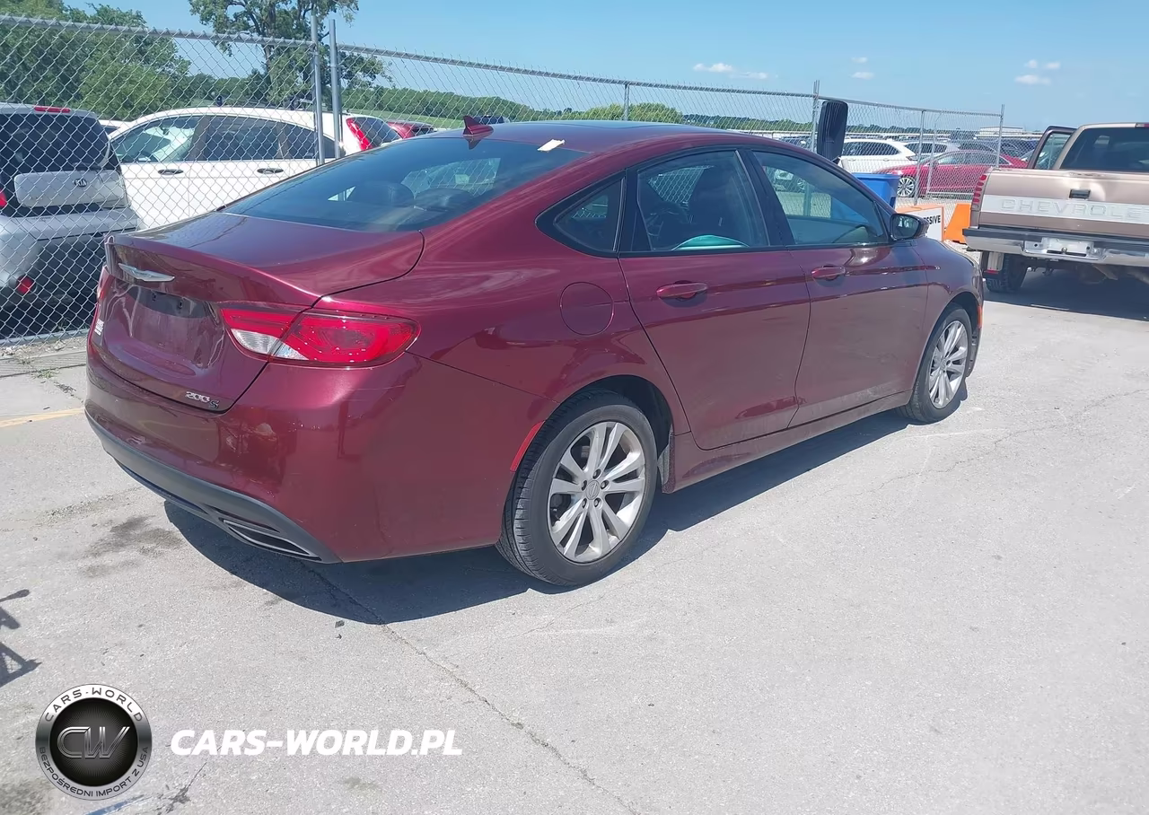 2015 Chrysler 200 S VIN:1C3CCCBG8FN580999 - 4