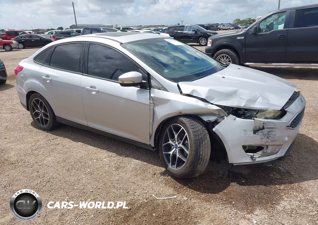 2017 Ford Focus Sel – zdjęcie 1 z 17