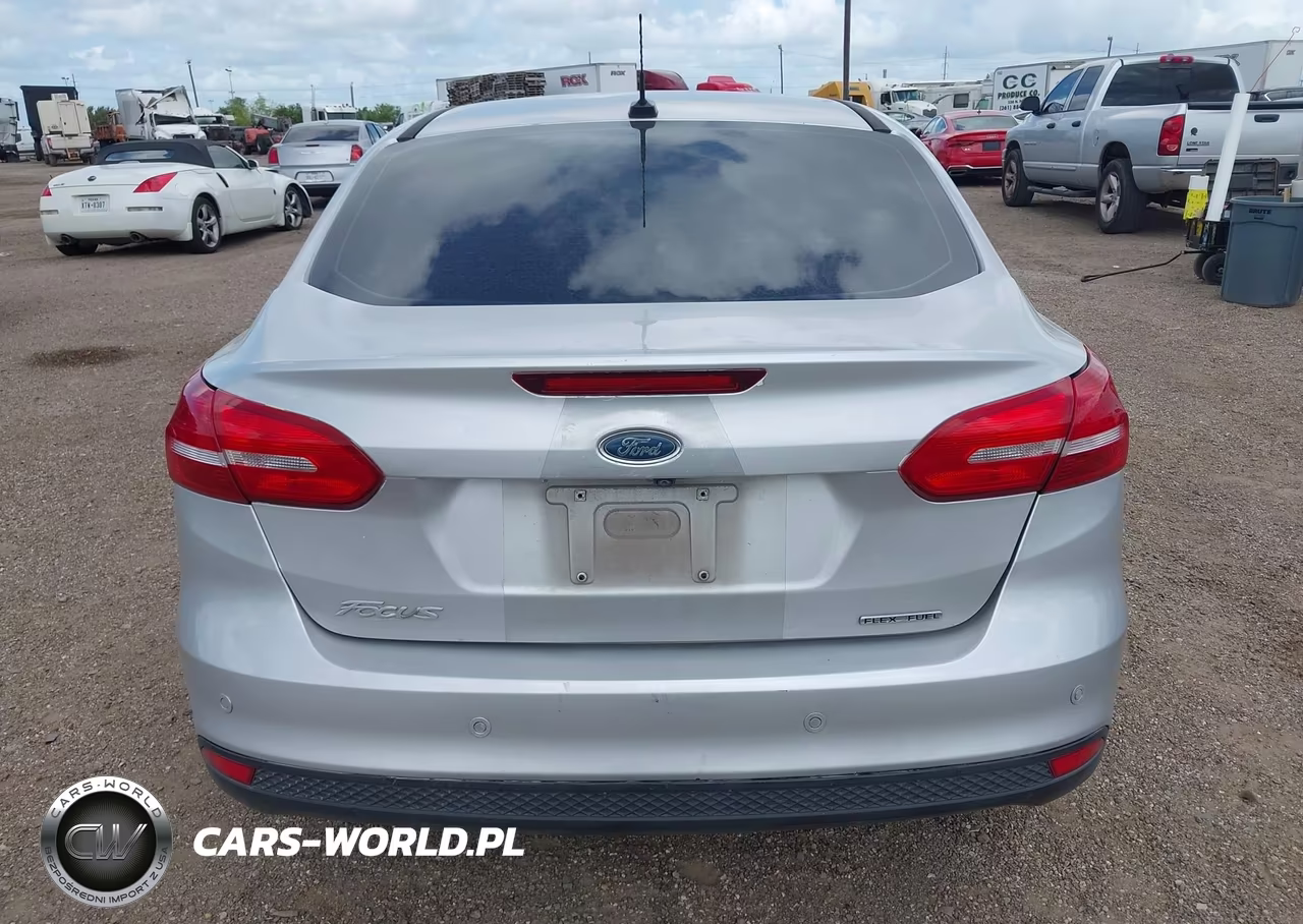 2017 Ford Focus Sel VIN:1FADP3H24HL214316 - 17