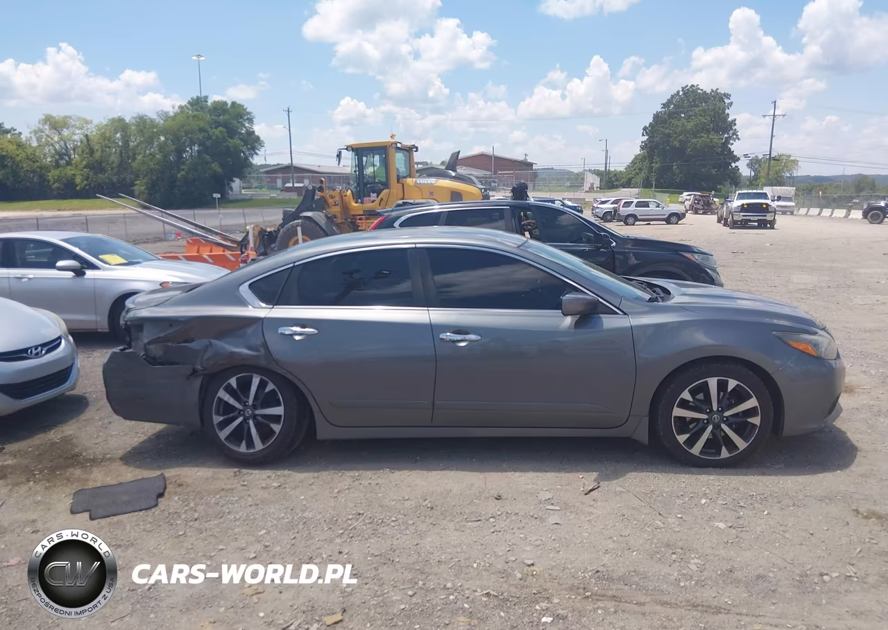 2016 Nissan Altima 2.5 Sr VIN:1N4AL3AP9GC215092 - 13