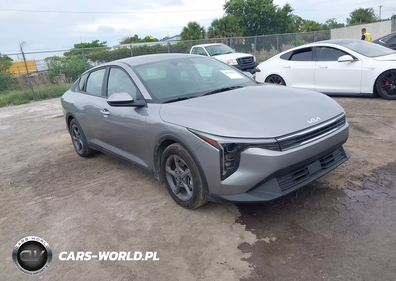 2025 Kia K4 Lx
