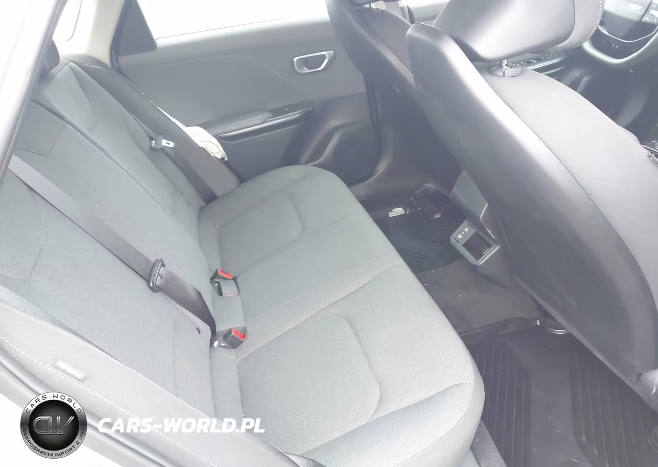 2025 Kia K4 Lx VIN:3KPFT4DE0SE186325 - 8