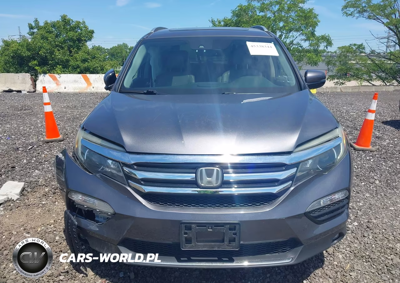 2016 Honda Pilot Touring VIN:5FNYF6H95GB065784 - 12