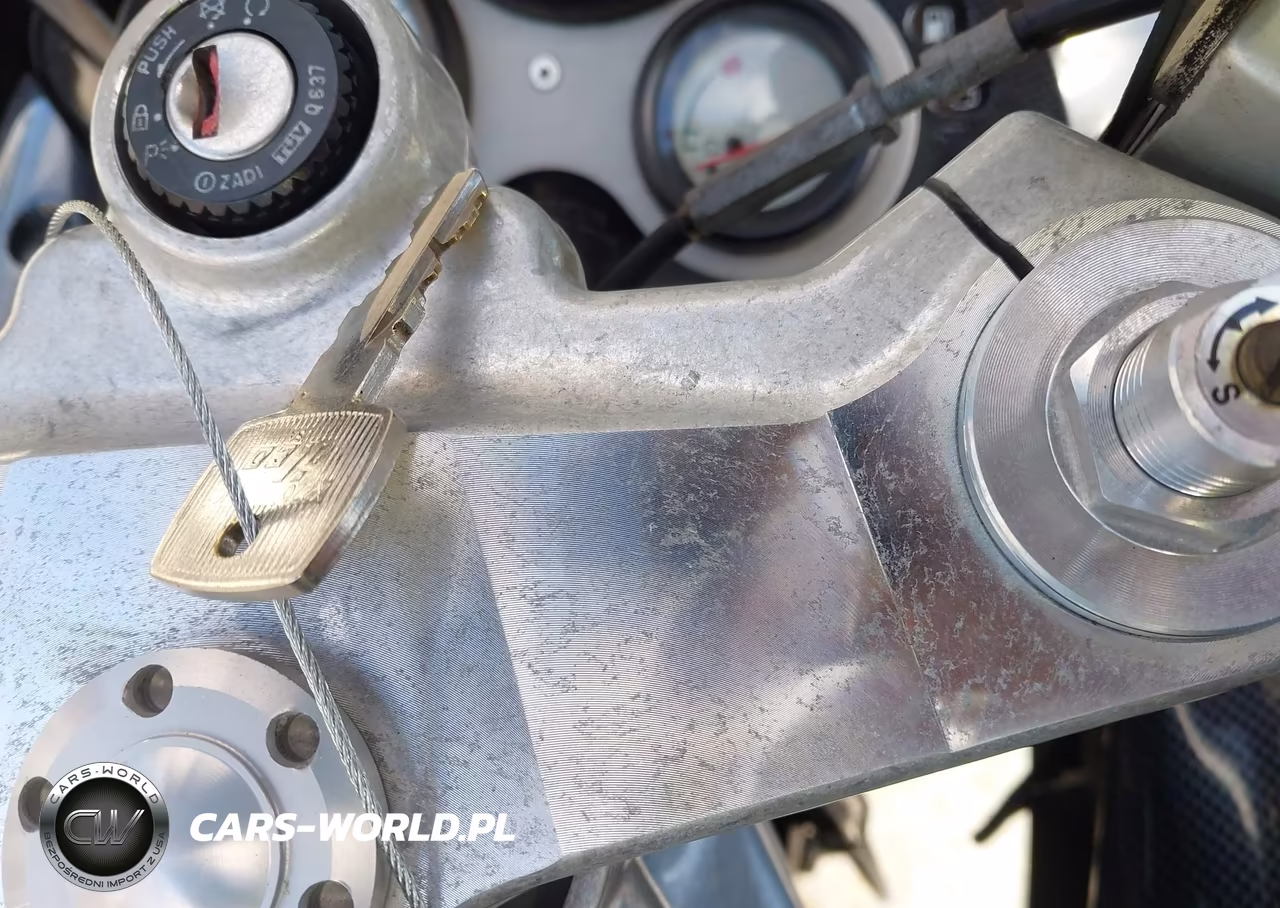 1999 Triumph Motorcycle Daytona 955I VIN:SMT502FK1XJ076195 - 11