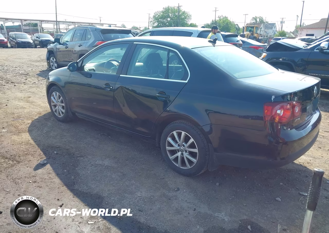 2010 Volkswagen Jetta Se VIN:3VWRZ7AJ2AM045532 - 3