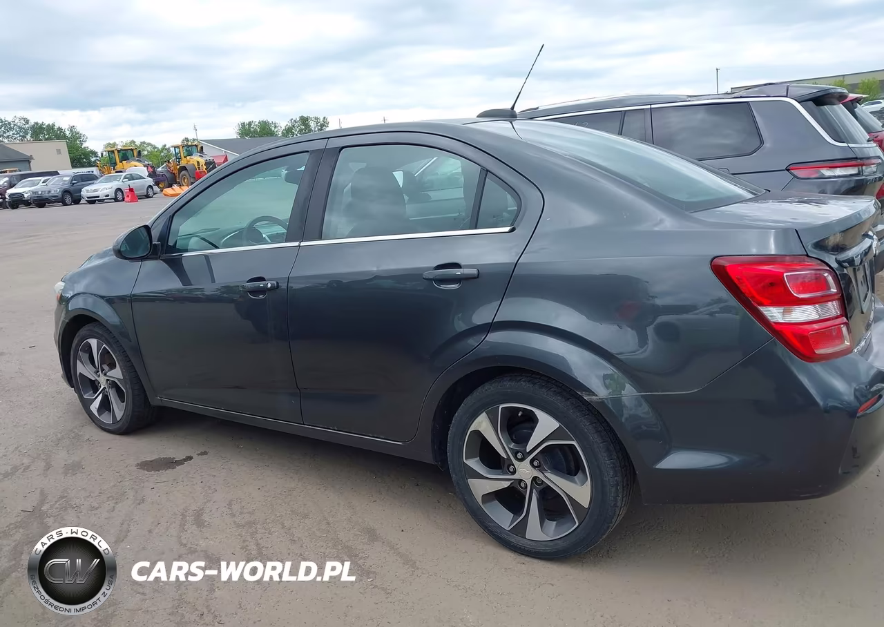 2017 Chevrolet Sonic Premier Auto VIN:1G1JF5SB7H4136718 - 14