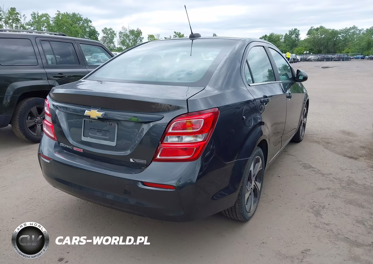2017 Chevrolet Sonic Premier Auto VIN:1G1JF5SB7H4136718 - 4