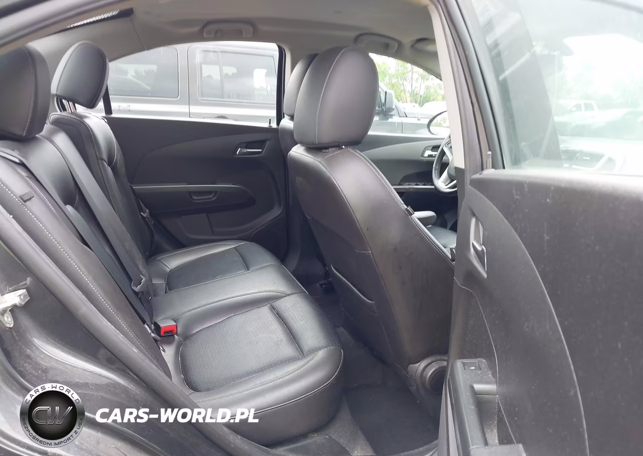 2017 Chevrolet Sonic Premier Auto VIN:1G1JF5SB7H4136718 - 8