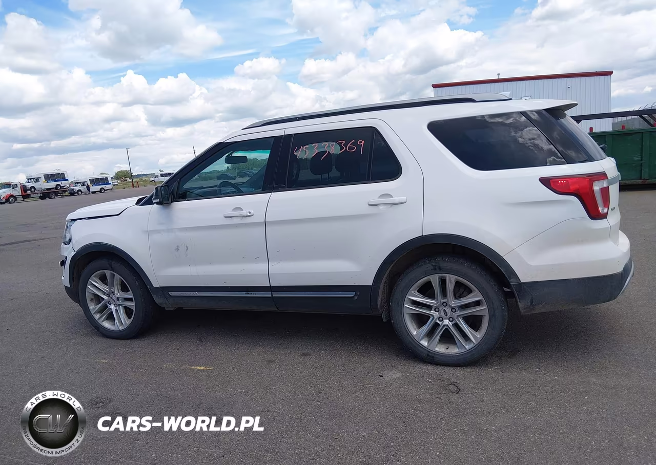 2016 Ford Explorer Xlt VIN:1FM5K8D8XGGC40877 - 14