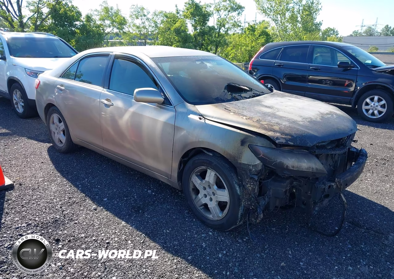 2008 Toyota Camry Le – zdjęcie 1 z 11