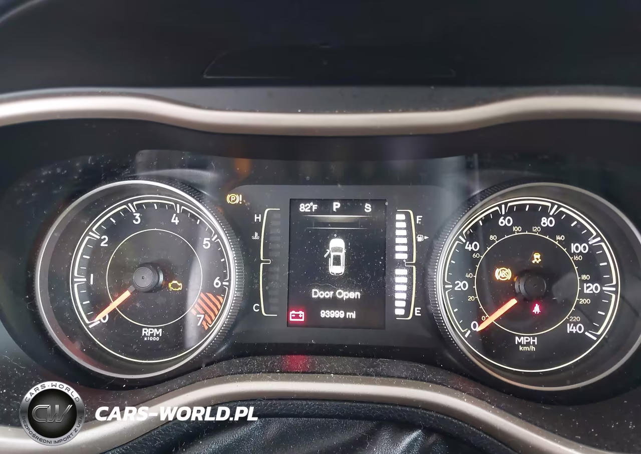 2015 Jeep Cherokee Latitude VIN:1C4PJMCB3FW672639 - 7