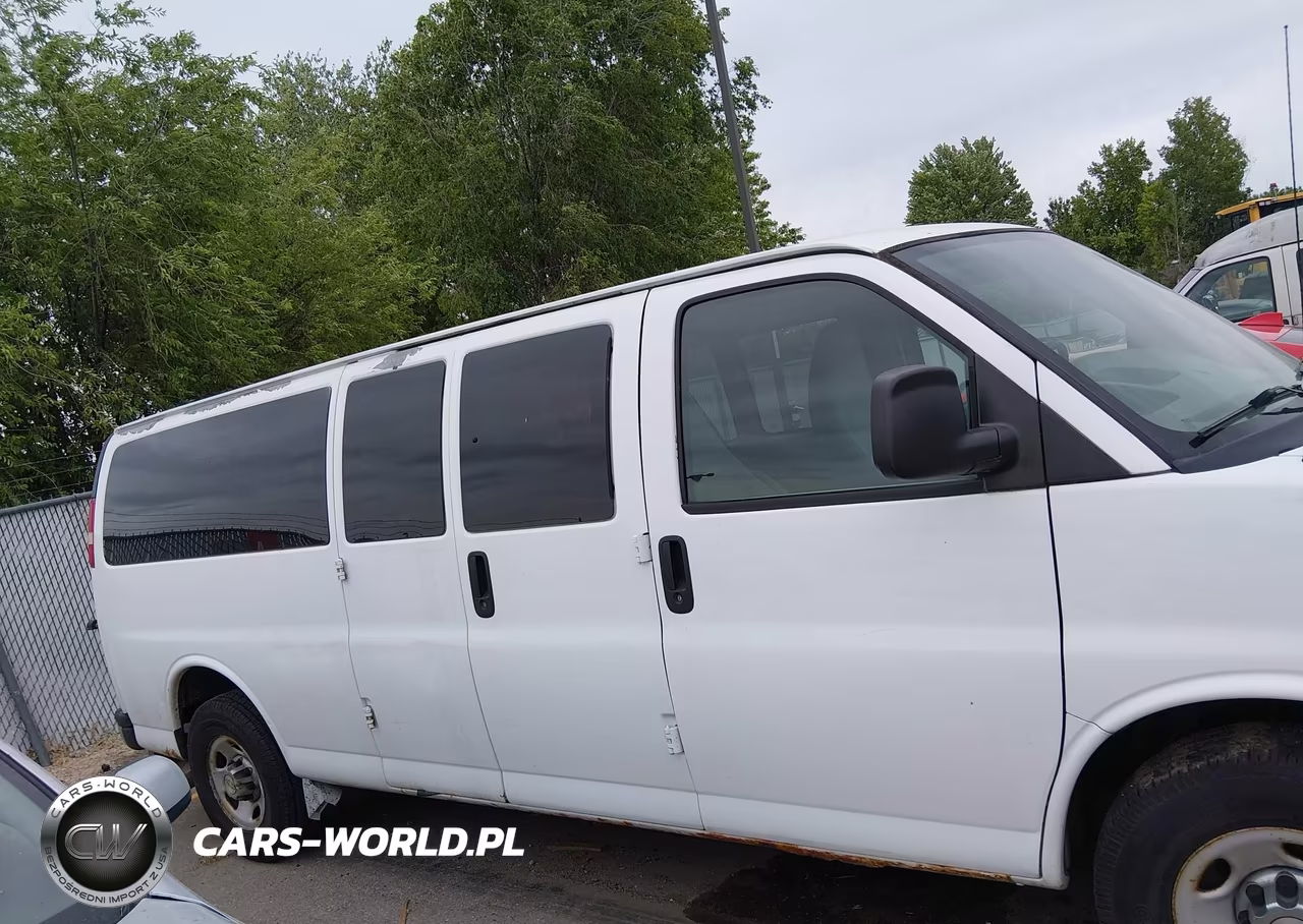 2011 Chevrolet Express 3500 Lt VIN:1GAZG1FG6B1126396 - 13