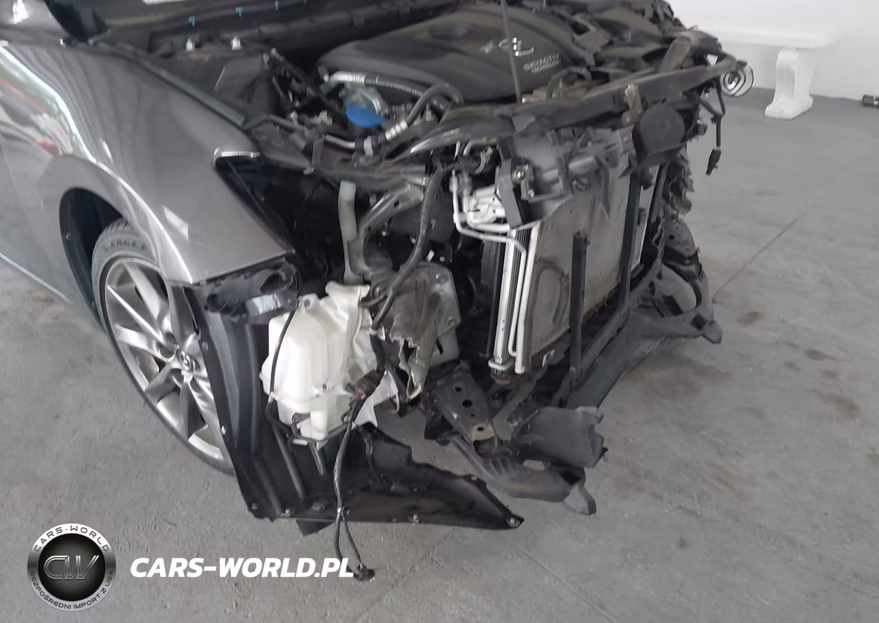 2018 Mazda Mazda3 Touring VIN:3MZBN1V33JM175924 - 6