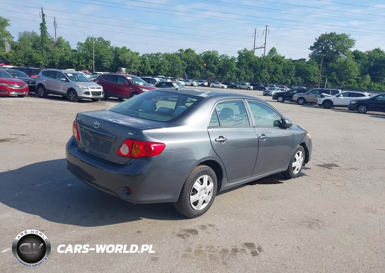 2010 Toyota Corolla Le VIN:2T1BU4EE9AC295650 - 4