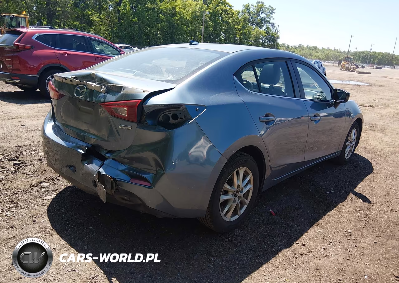 2014 Mazda Mazda3 I Grand Touring VIN:JM1BM1W72E1123422 - 4
