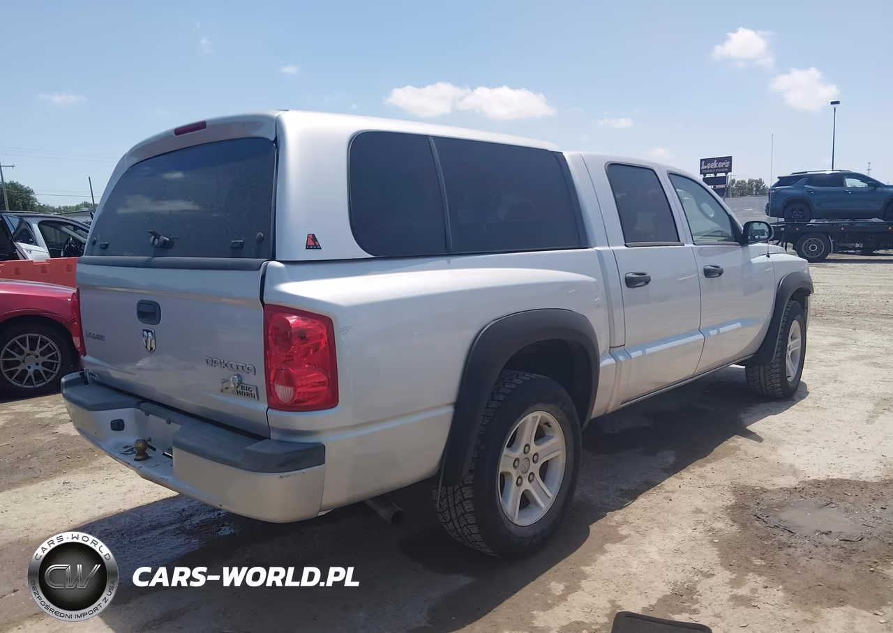 2010 Dodge Dakota Bighorn-Lonestar VIN:1D7CE3GK7AS173145 - 4