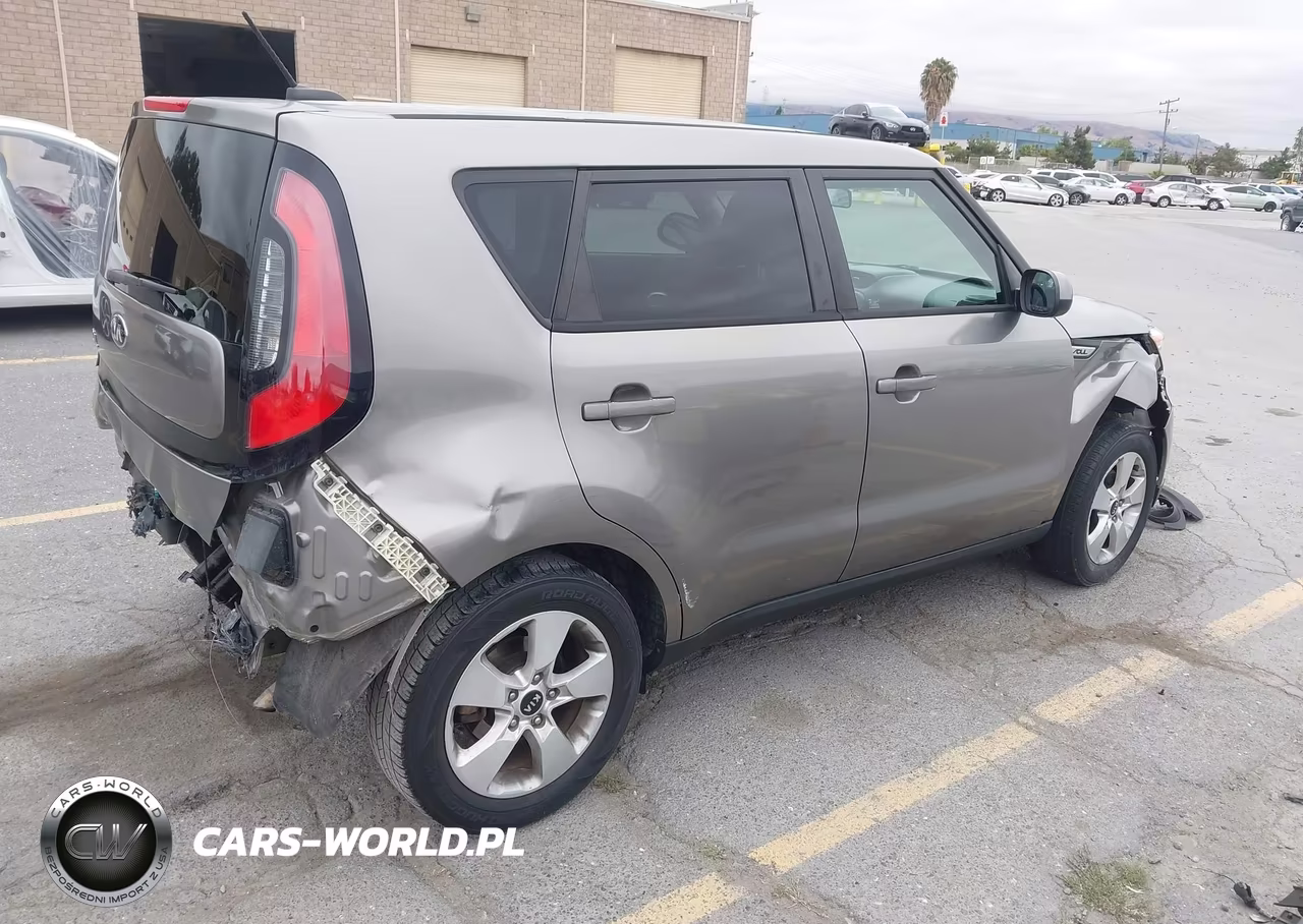 2017 Kia Soul VIN:KNDJN2A23H7411400 - 4
