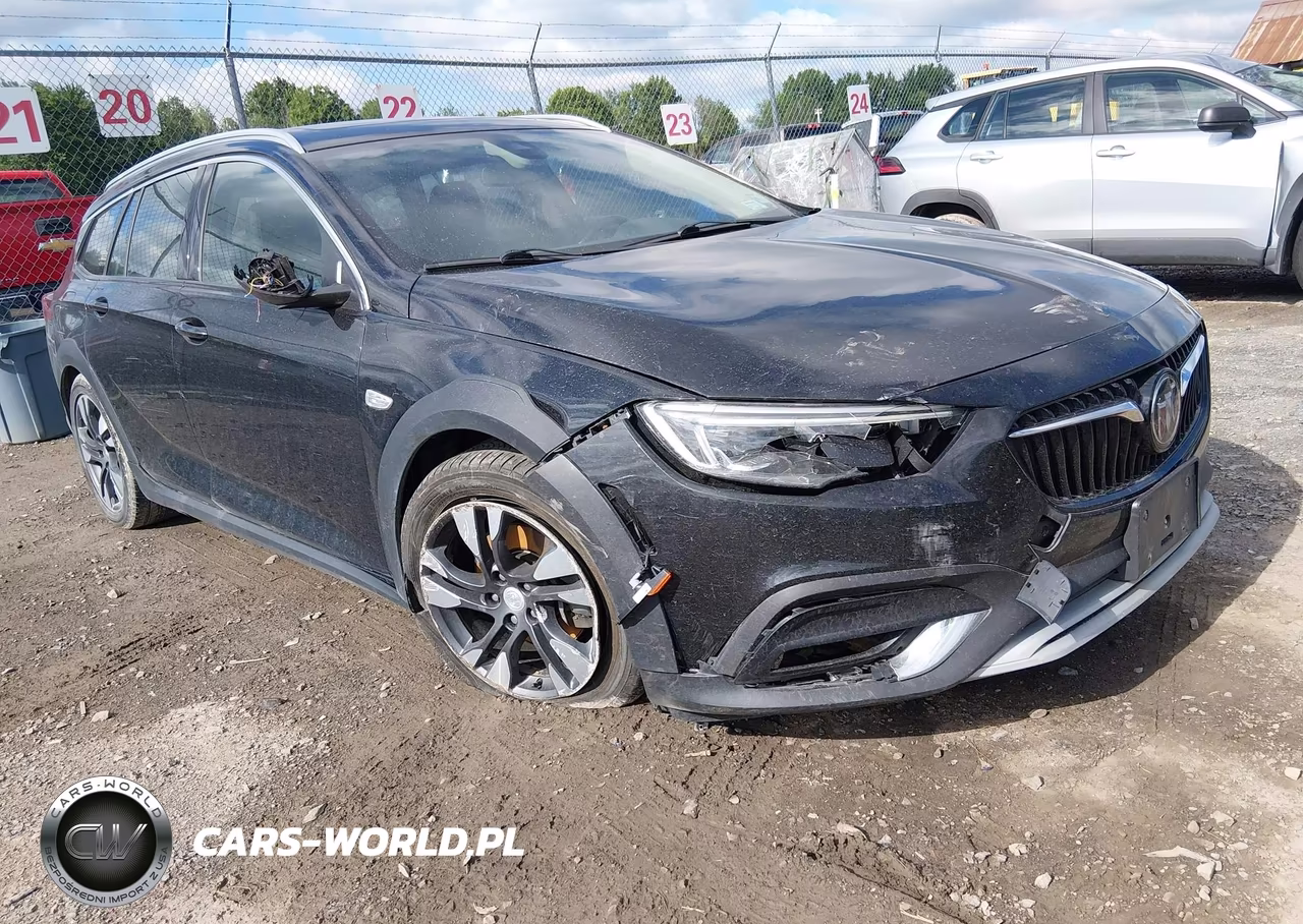 2018 Buick Regal Tourx Essence – zdjęcie 1 z 16