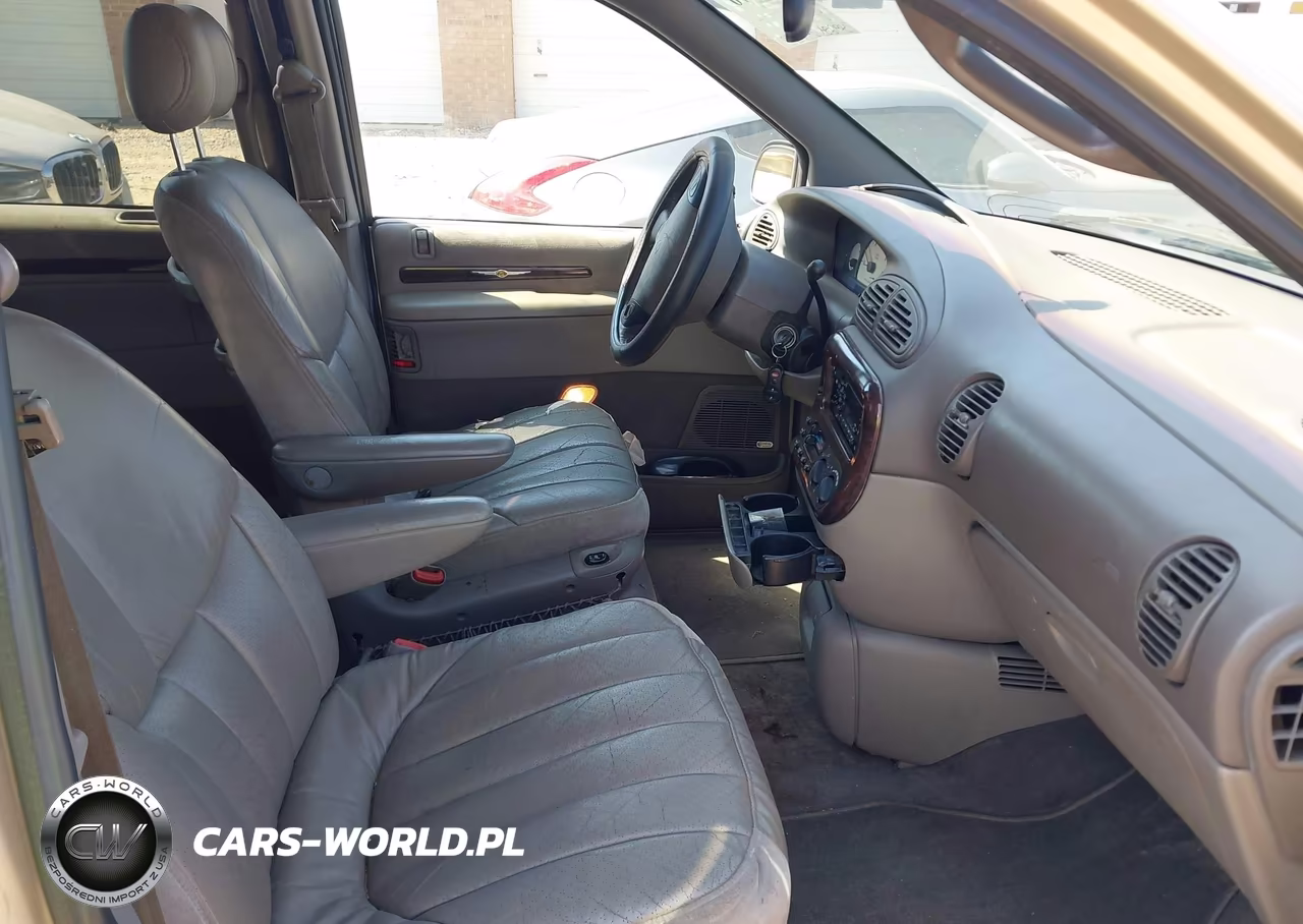 1999 Chrysler Town & Country Limited VIN:1C4GP64L7XB821659 - 5