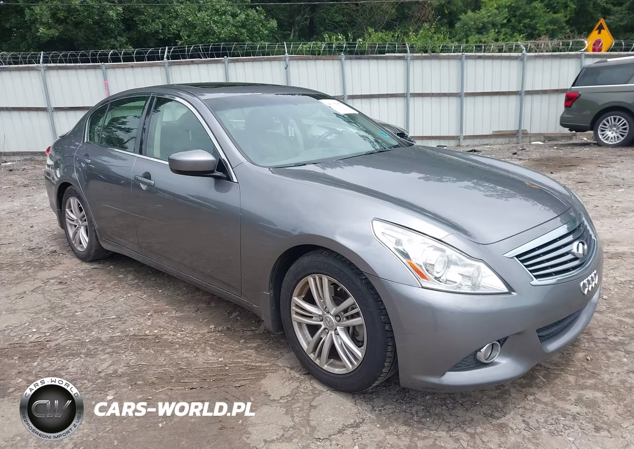 2013 Infiniti G37 Journey – zdjęcie 1 z 16