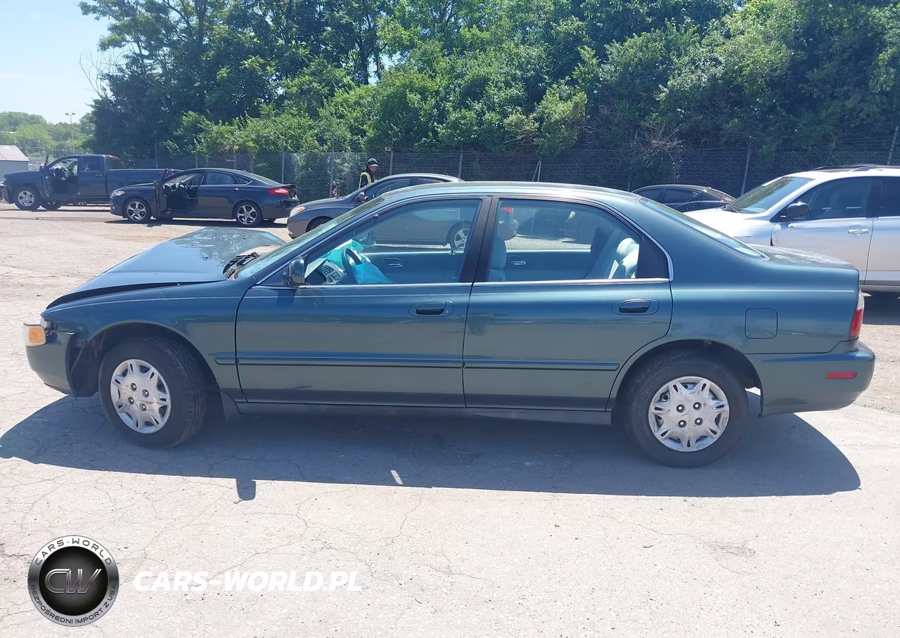 1996 Honda Accord Value VIN:1HGCD5690TA222560 - 14