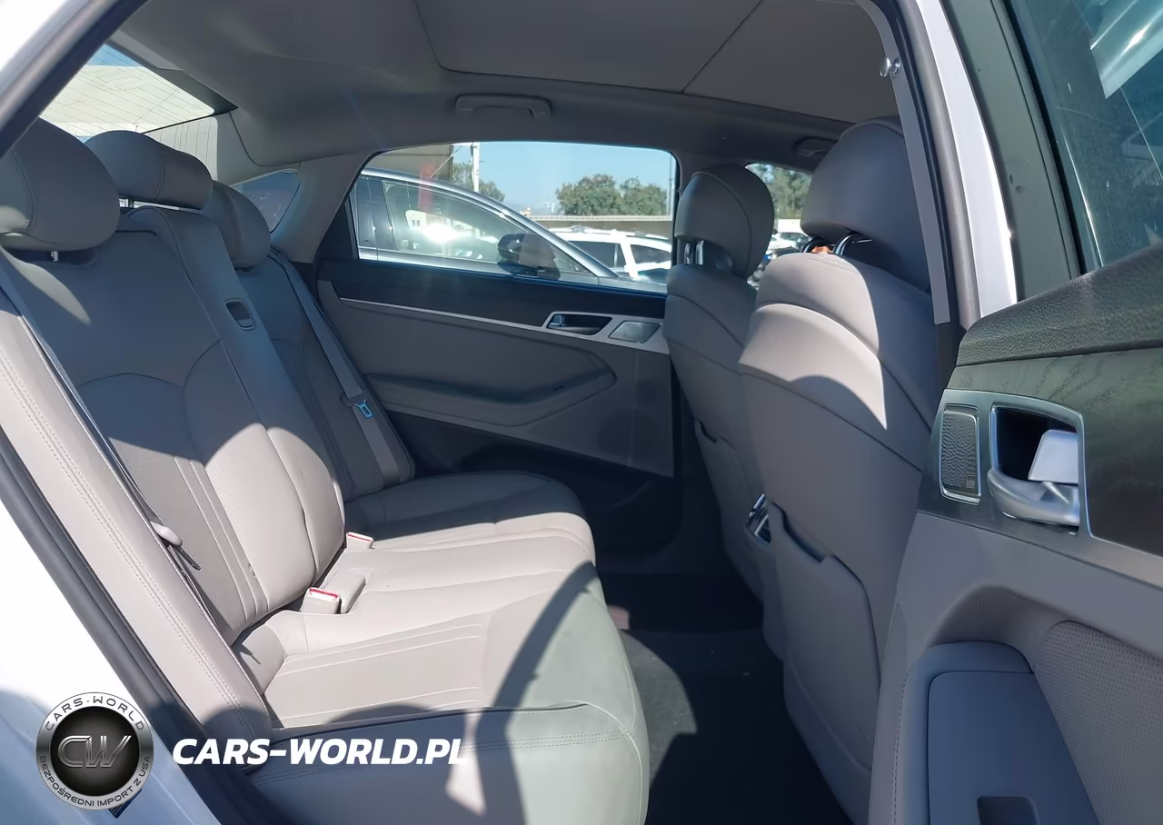2019 Genesis G80 3.8 VIN:KMTFN4JE1KU323967 - 8
