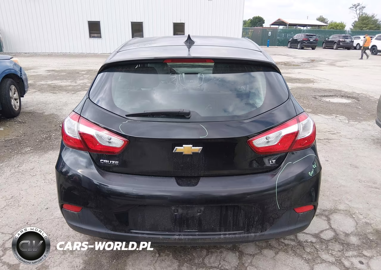 2019 Chevrolet Cruze Lt VIN:3G1BE6SM4KS586137 - 17