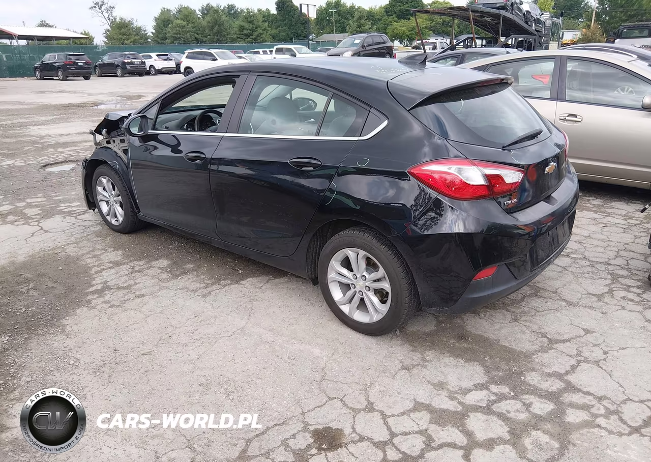 2019 Chevrolet Cruze Lt VIN:3G1BE6SM4KS586137 - 3