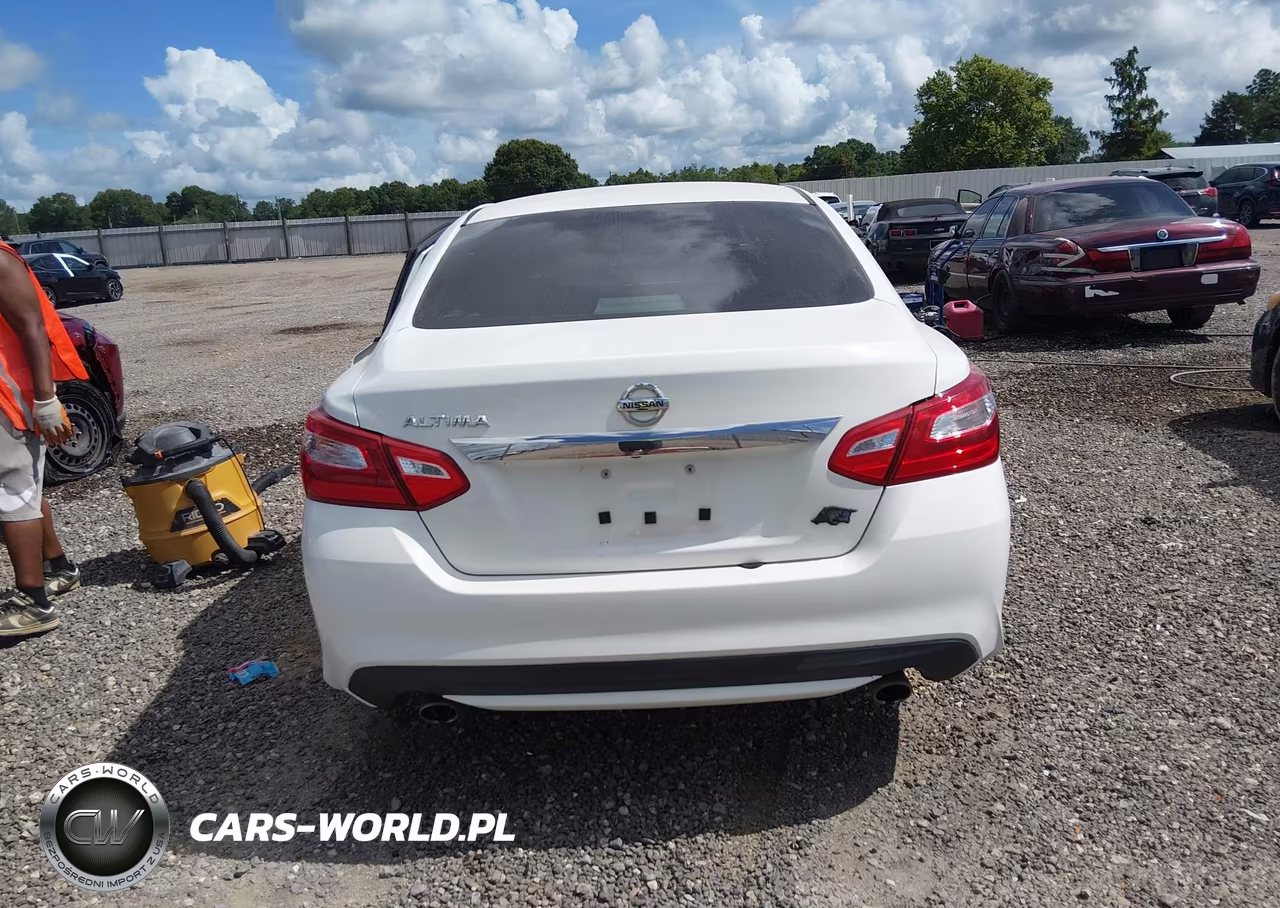 2017 Nissan Altima 2.5 S VIN:1N4AL3APXHN318107 - 17