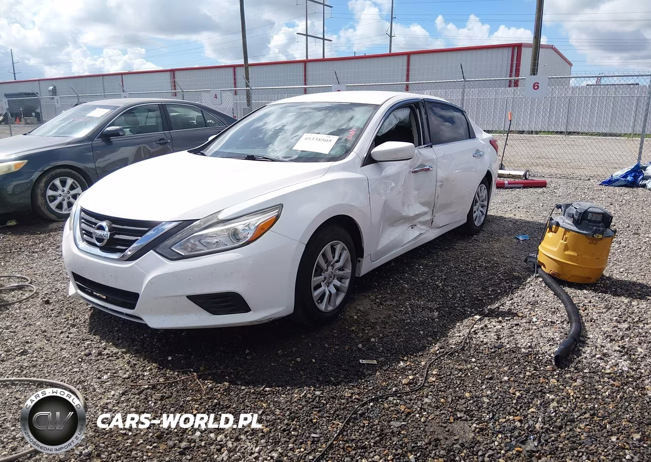 2017 Nissan Altima 2.5 S VIN:1N4AL3APXHN318107 - 2