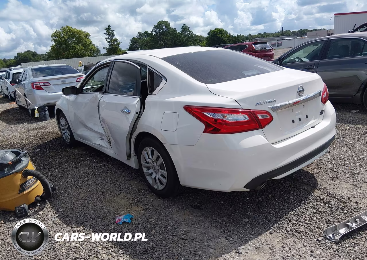 2017 Nissan Altima 2.5 S VIN:1N4AL3APXHN318107 - 3