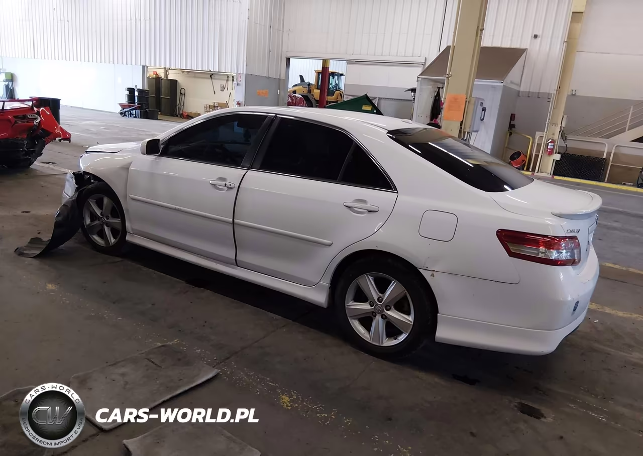 2010 Toyota Camry Se V6 VIN:4T1BK3EK9AU603999 - 3