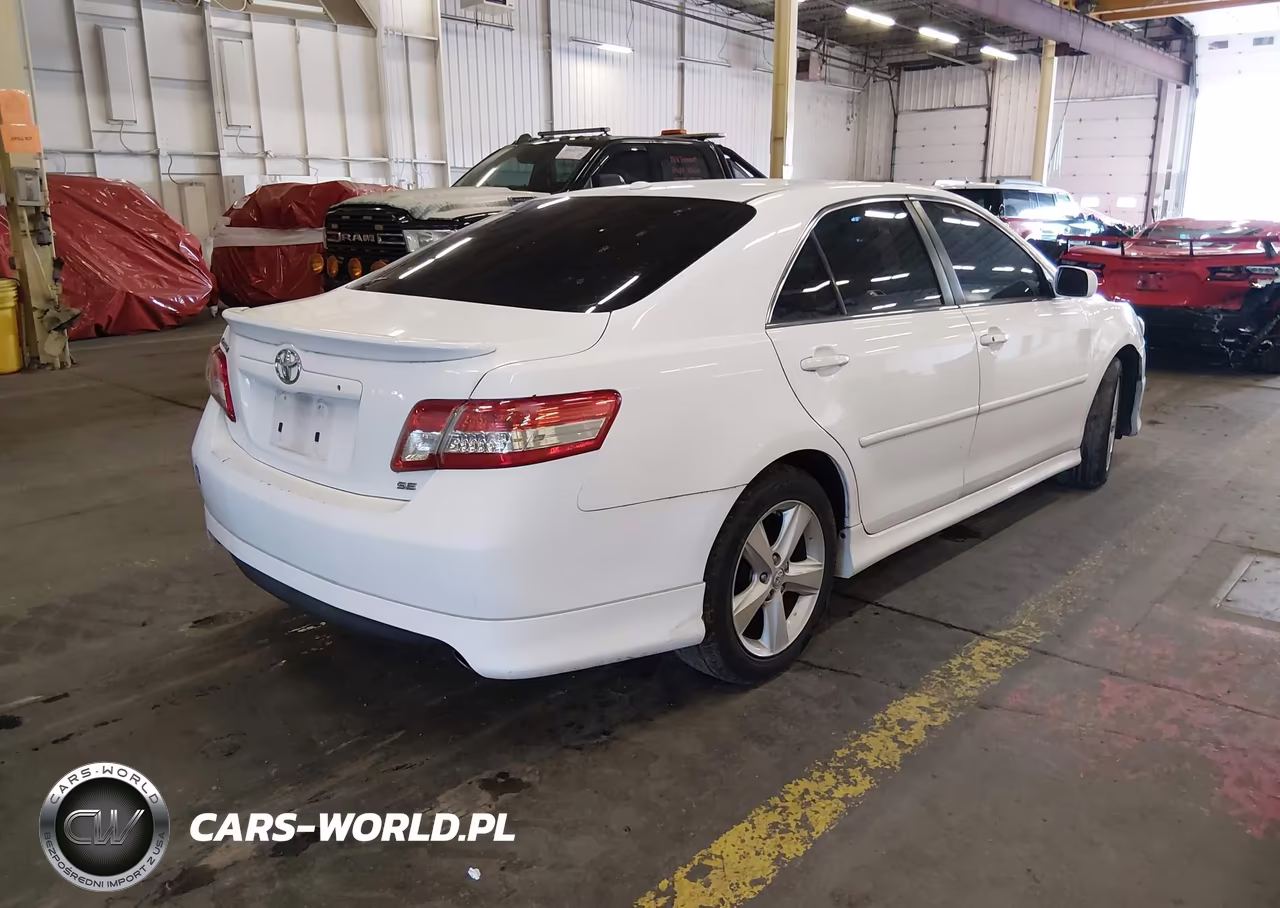 2010 Toyota Camry Se V6 VIN:4T1BK3EK9AU603999 - 4