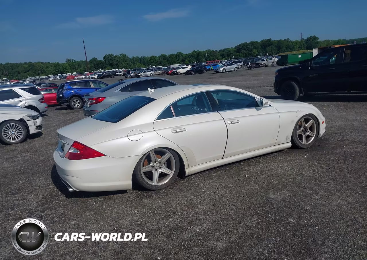 2008 Mercedes-Benz Cls 550 VIN:WDDDJ72XX8A130039 - 4