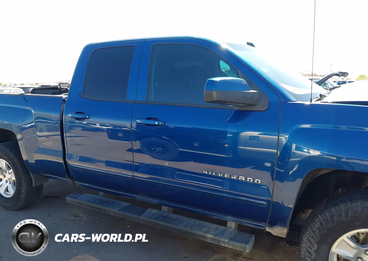 2018 Chevrolet Silverado 1500 Lt VIN:1GCRCREC5JZ122033 - 14