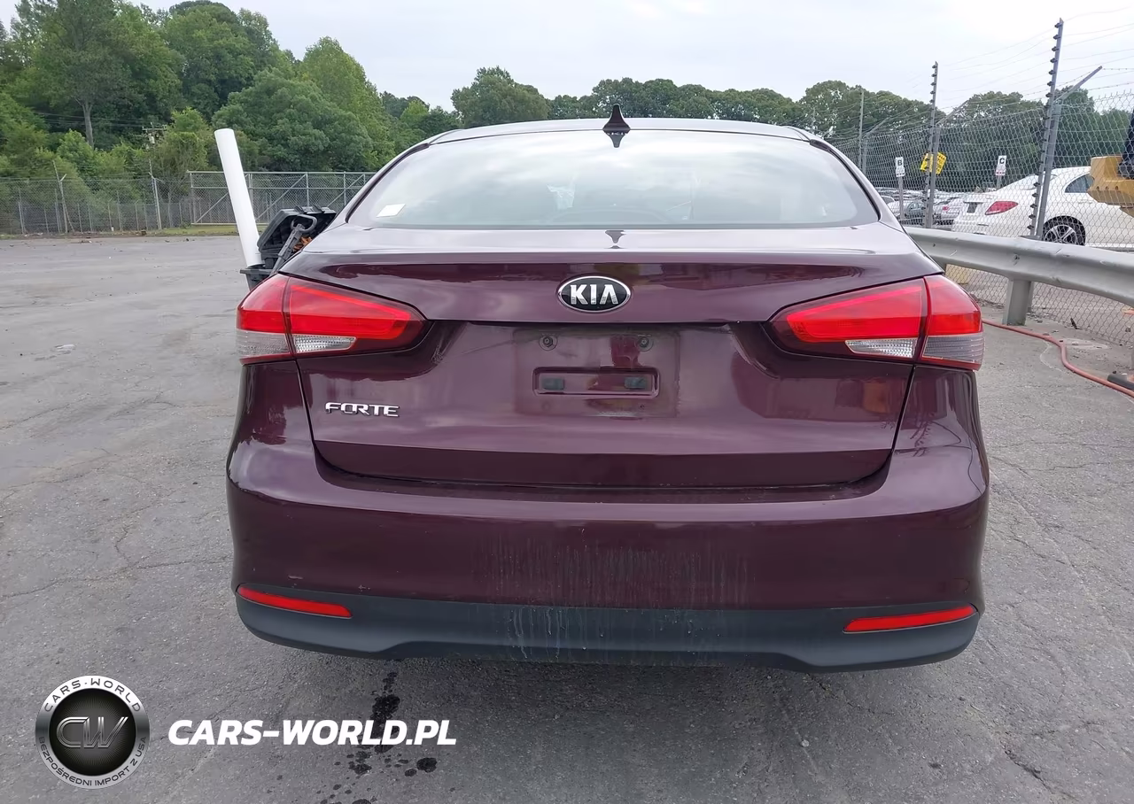 2017 Kia Forte Lx VIN:3KPFK4A72HE090889 - 16