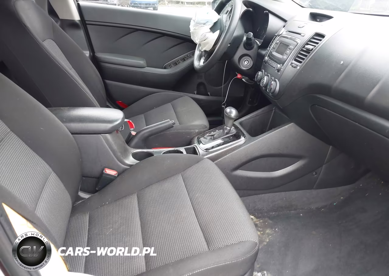 2017 Kia Forte Lx VIN:3KPFK4A72HE090889 - 5