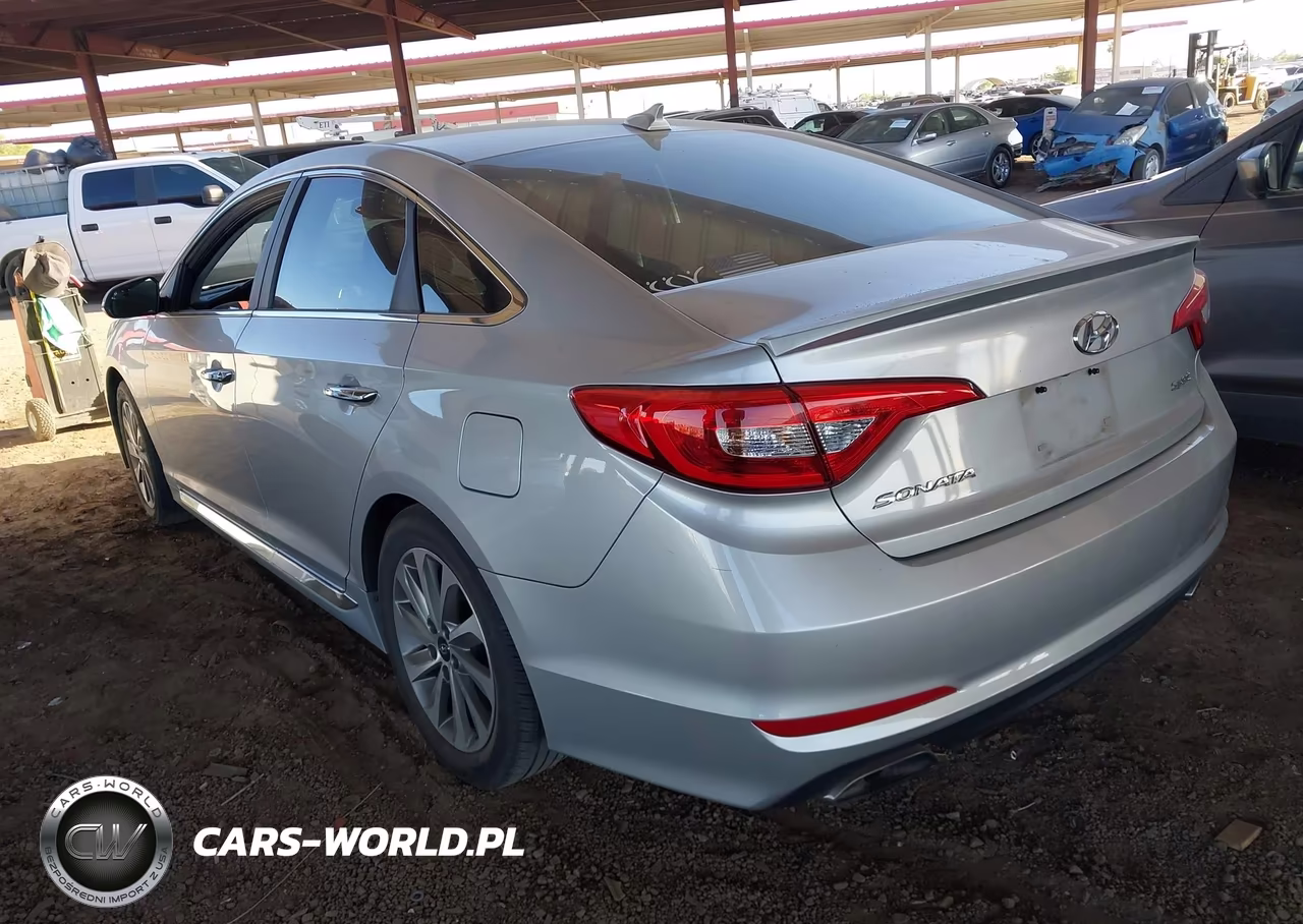 2017 Hyundai Sonata Sport VIN:5NPE34AF8HH584010 - 3