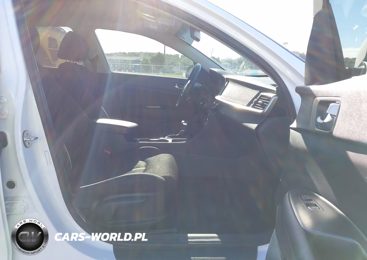 2020 Kia Optima Lx VIN:5XXGT4L38LG432728 - 5