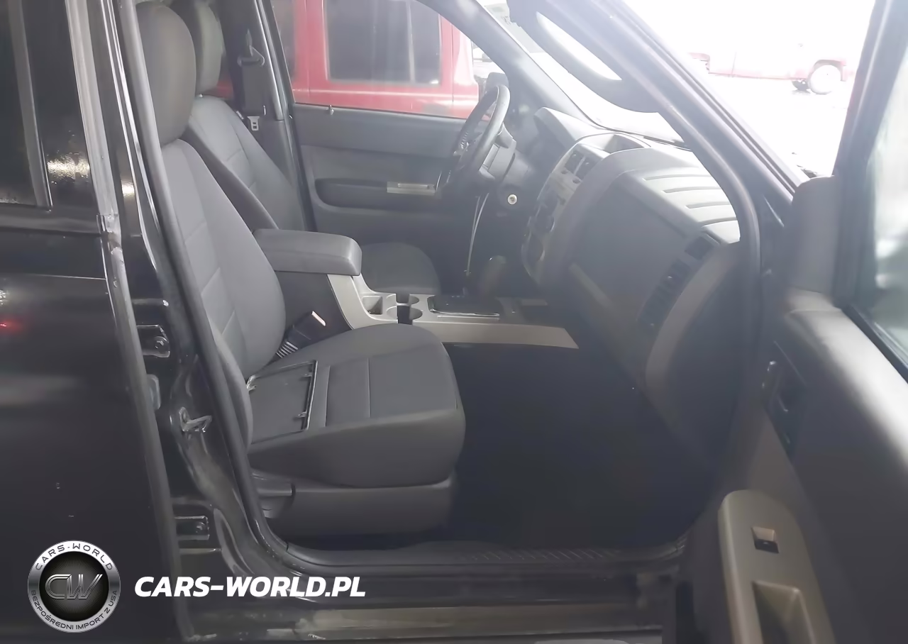 2011 Ford Escape Xlt VIN:1FMCU0DG4BKA32462 - 5