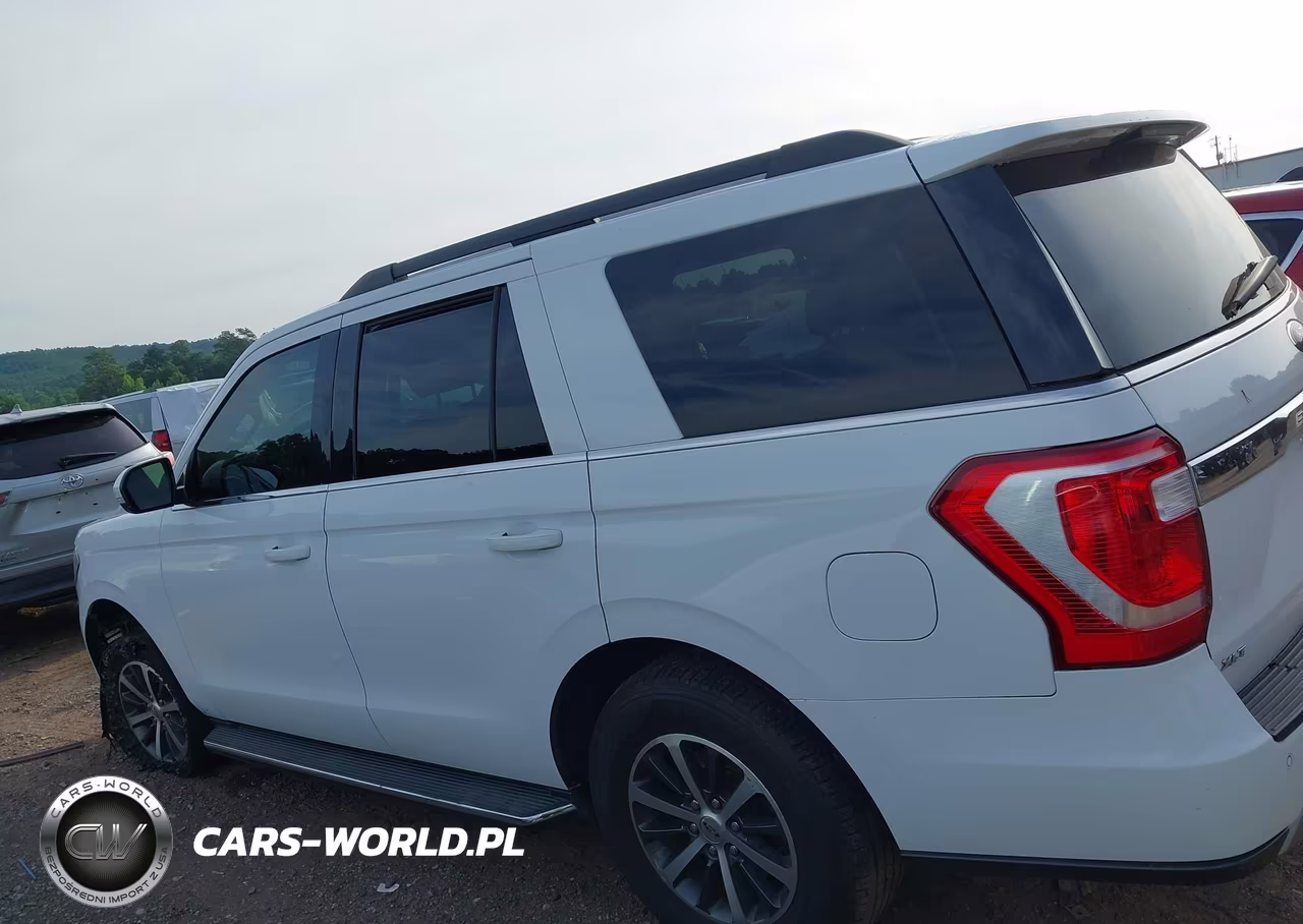 2018 Ford Expedition Xlt VIN:1FMJU1HT8JEA06075 - 14