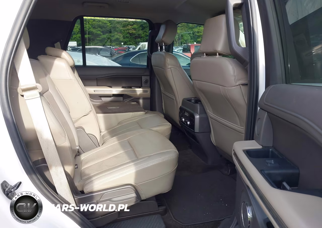 2018 Ford Expedition Xlt VIN:1FMJU1HT8JEA06075 - 8