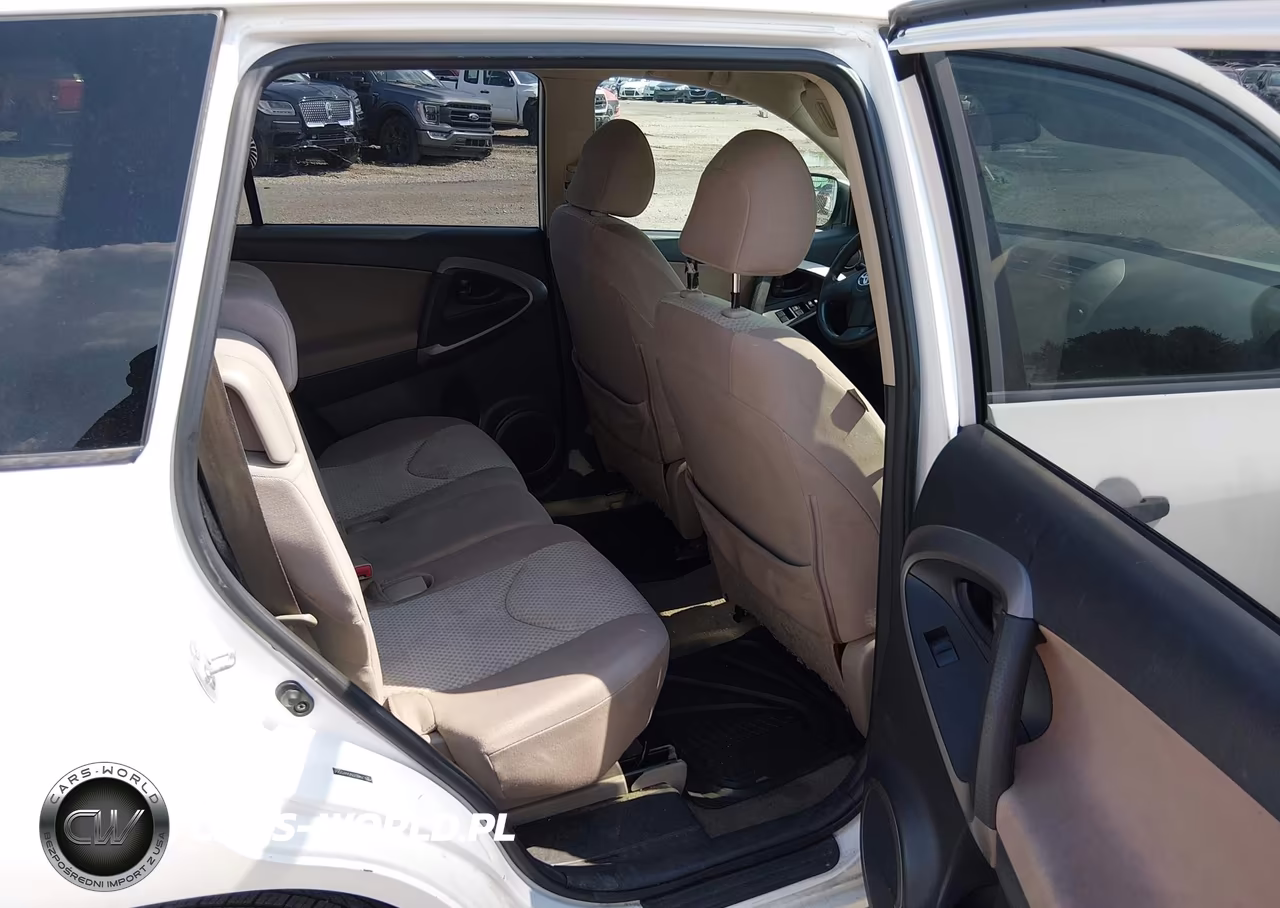 2006 Toyota Rav4 VIN:JTMBD33V066020647 - 8