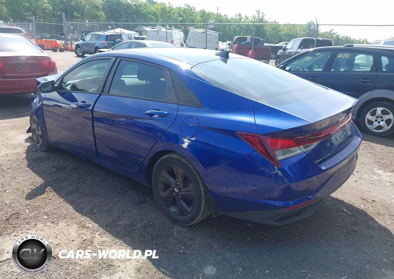 2022 Hyundai Elantra Sel VIN:5NPLS4AG0NH079318 - 3